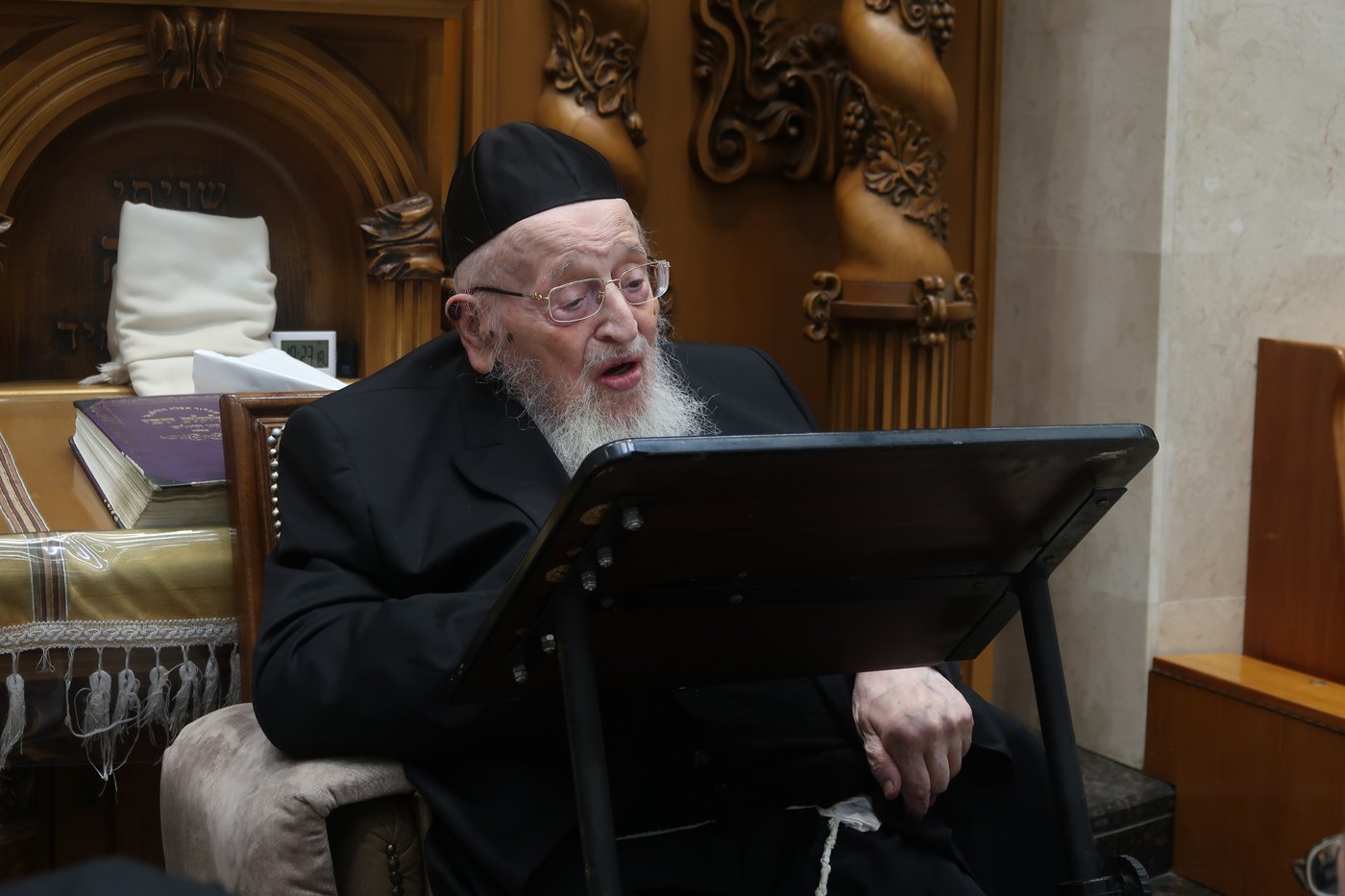 הילולת הגראמ"מ שך אצל חתנו הגרמ"צ ברגמן