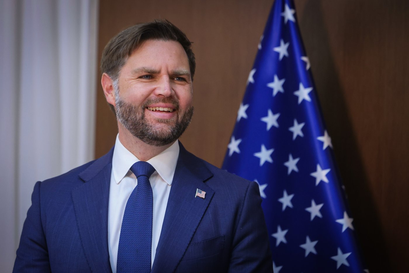 סגן הנשיא ג'יי די ואנס