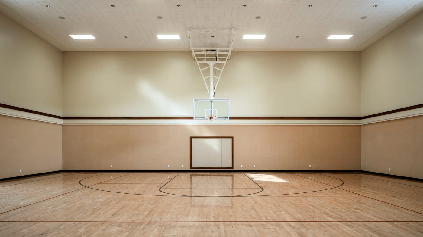 מגרש כדורסל פרטי