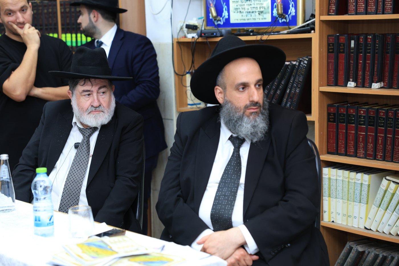 הראשל"צ הגר"י יוסף בבית הכנסת "חסדי עובדיה"