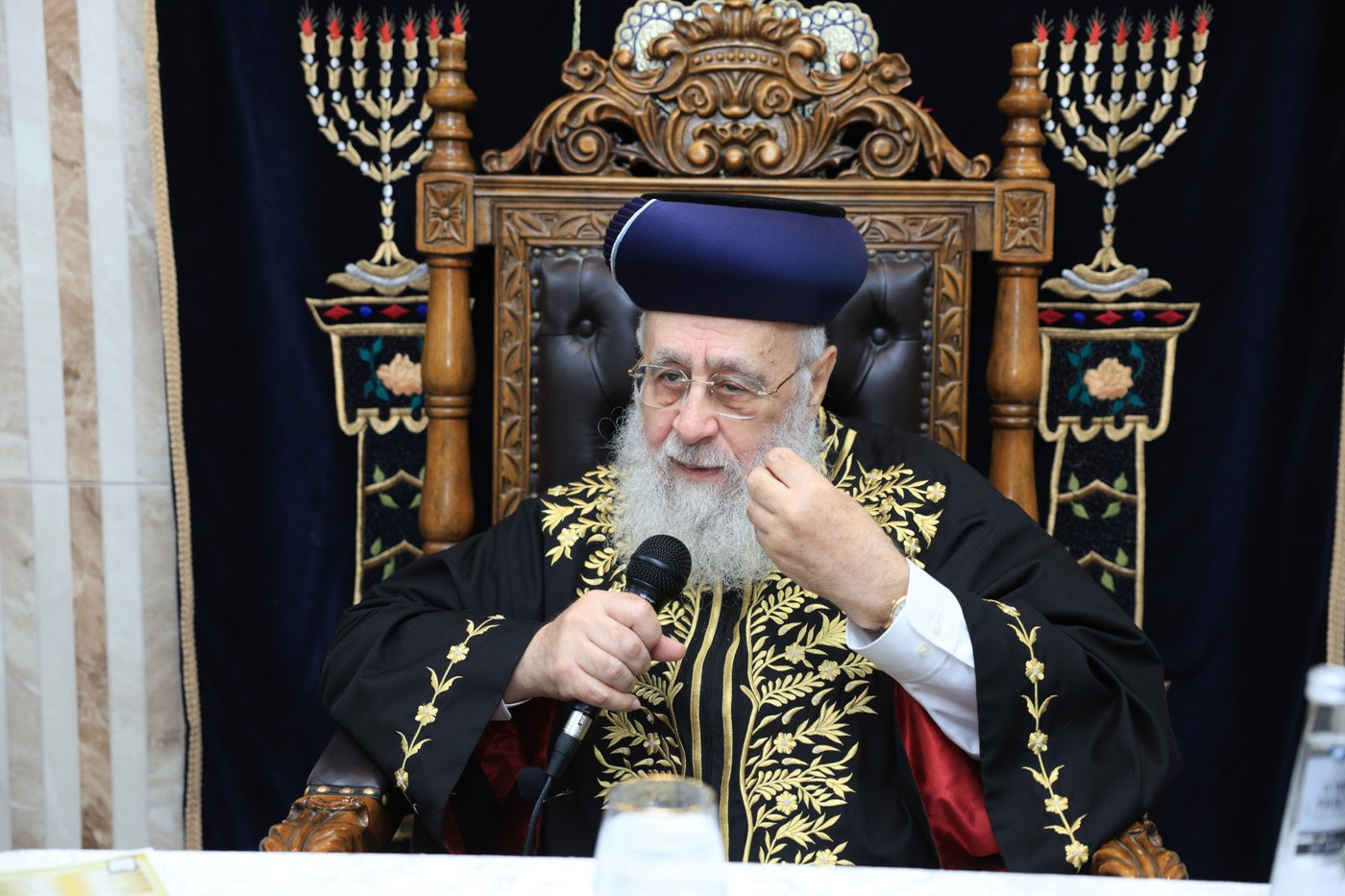 הראשל"צ הגר"י יוסף בבית הכנסת "חסדי עובדיה"