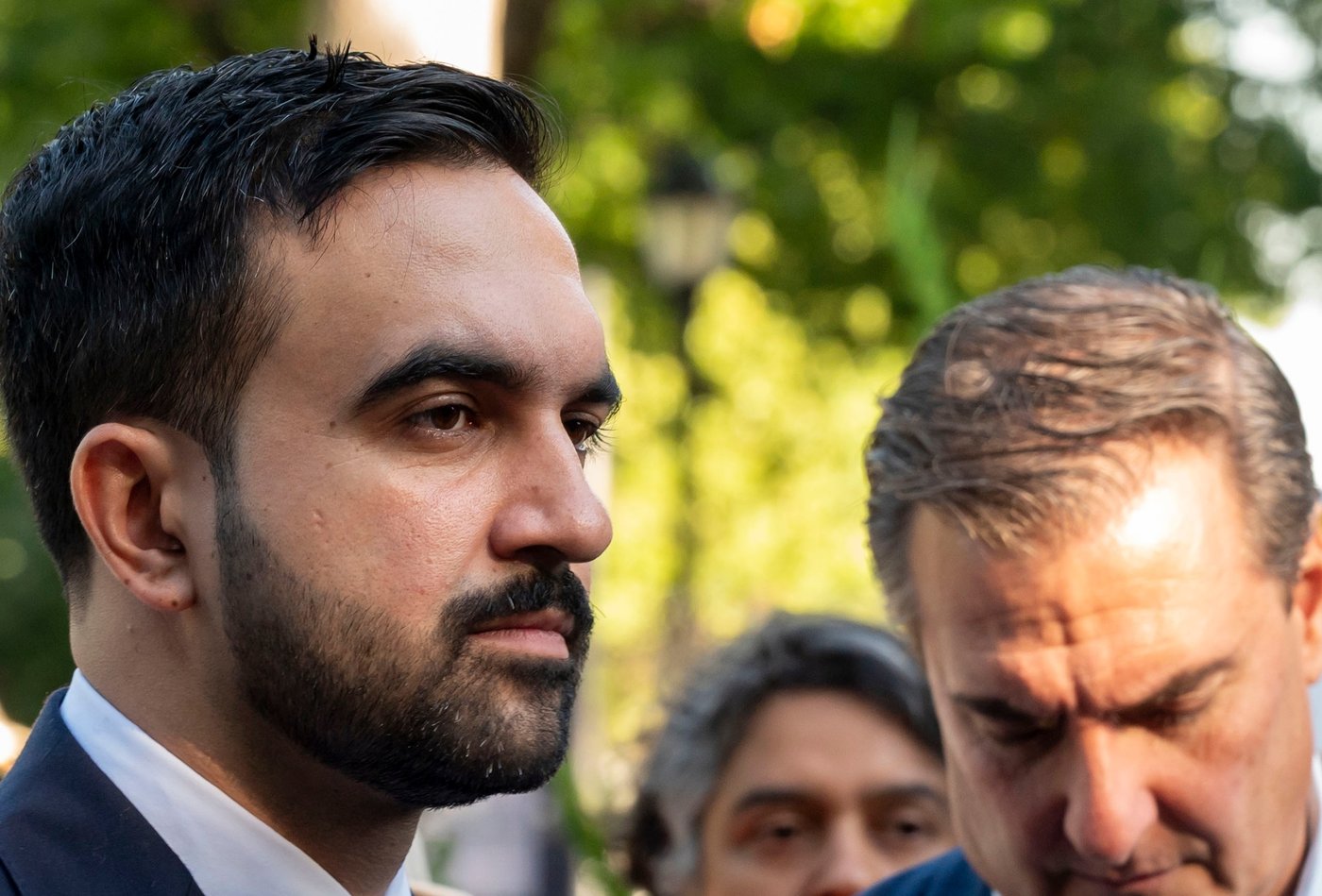 תראו מופתעים: תקרית מטרידה בניו יורק - שבועיים אחרי בחירת ממדאני