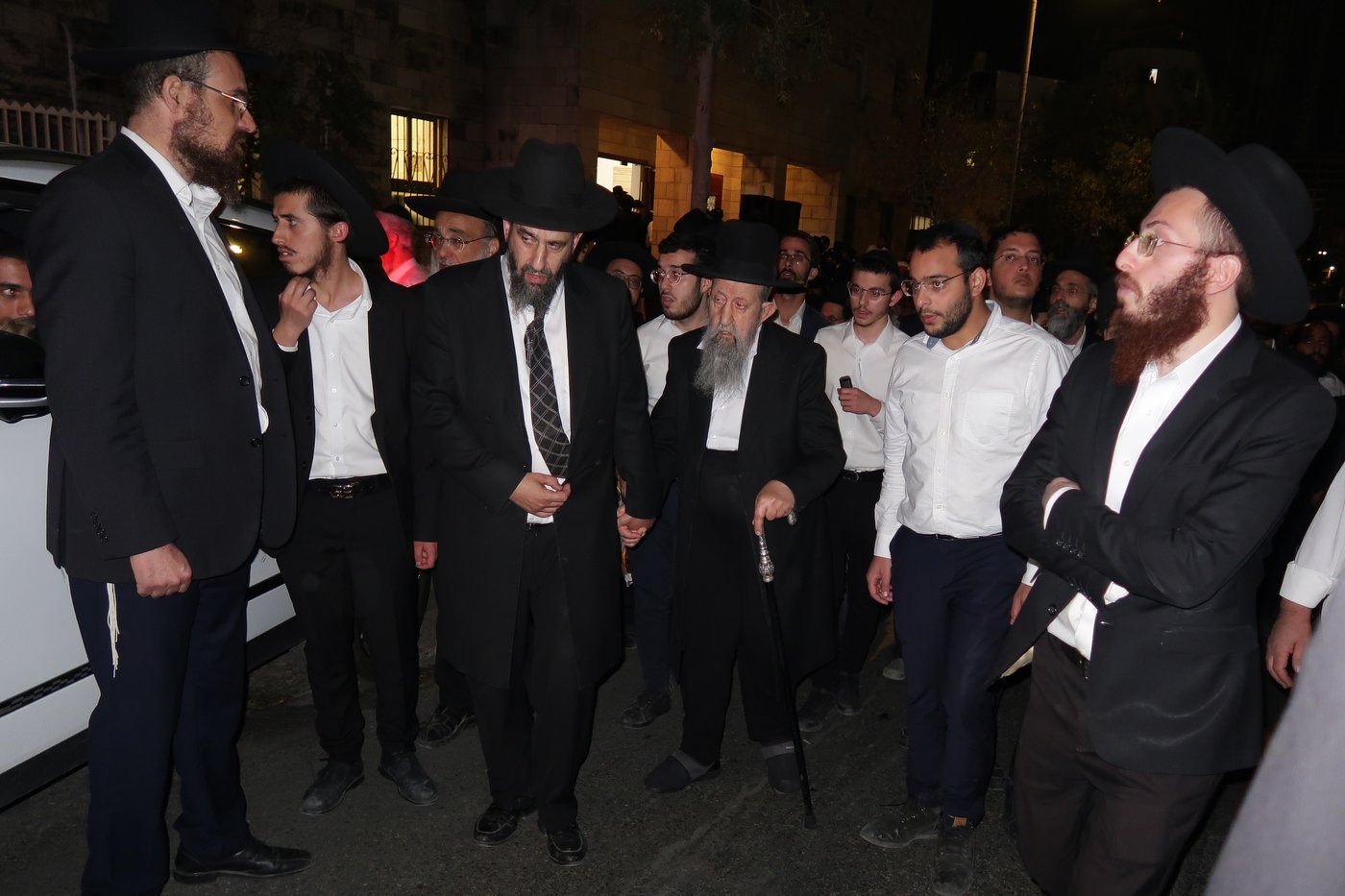 מסע הלויית הגאון רבי שאול צדקה זצ"ל