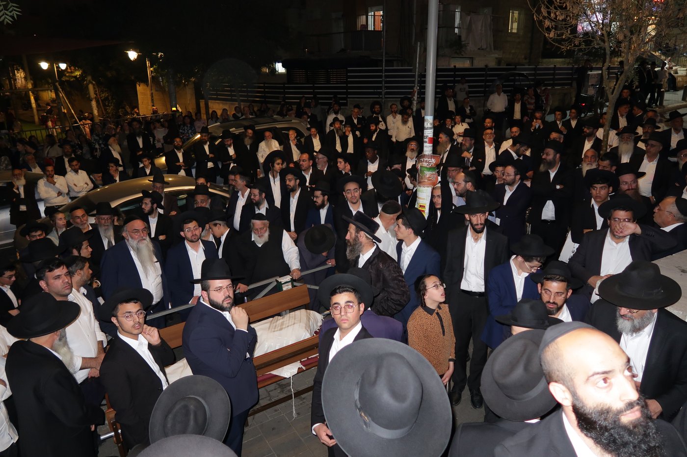 מסע הלויית הגאון רבי שאול צדקה זצ"ל