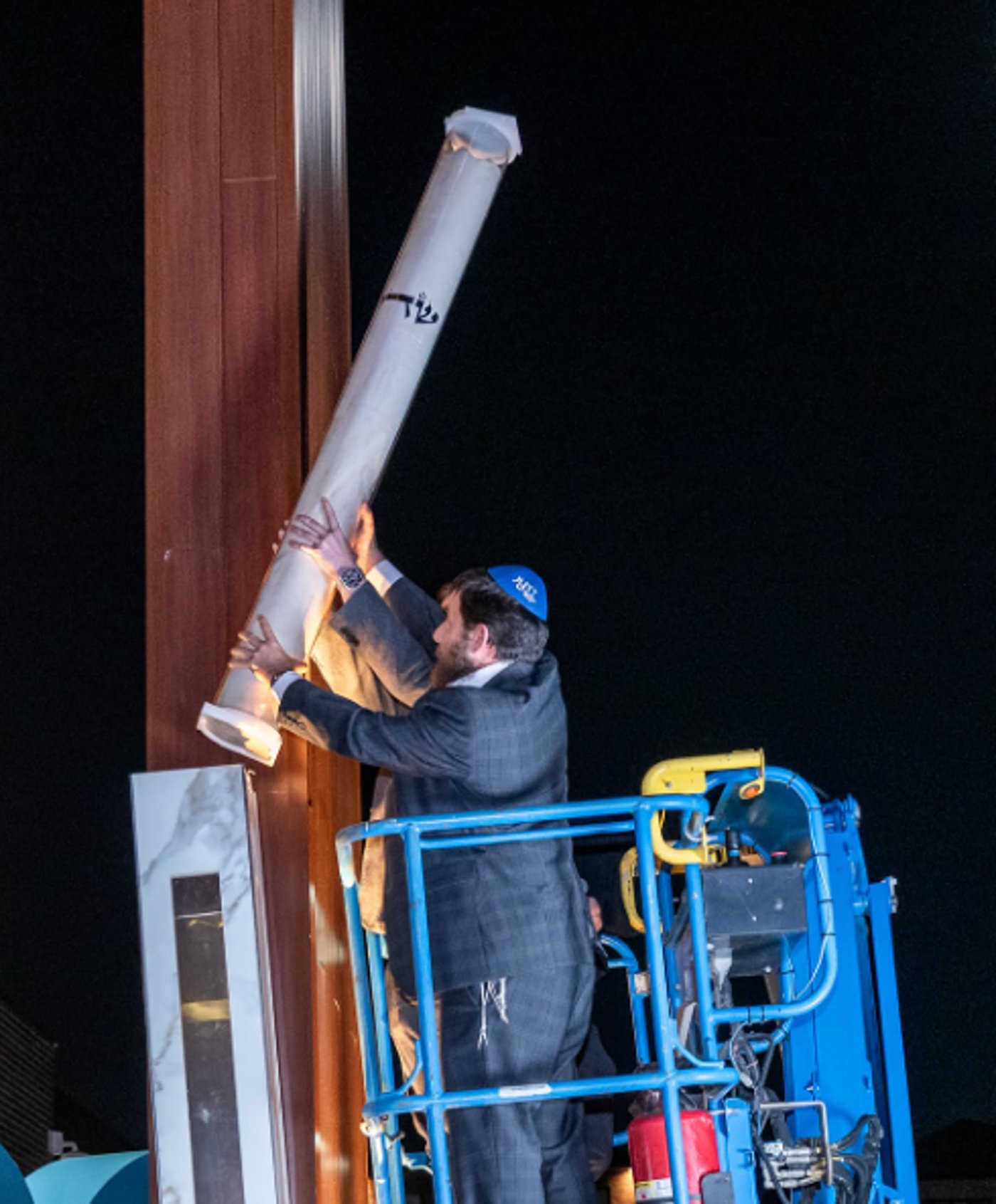 המזוזה הגדולה בעולם