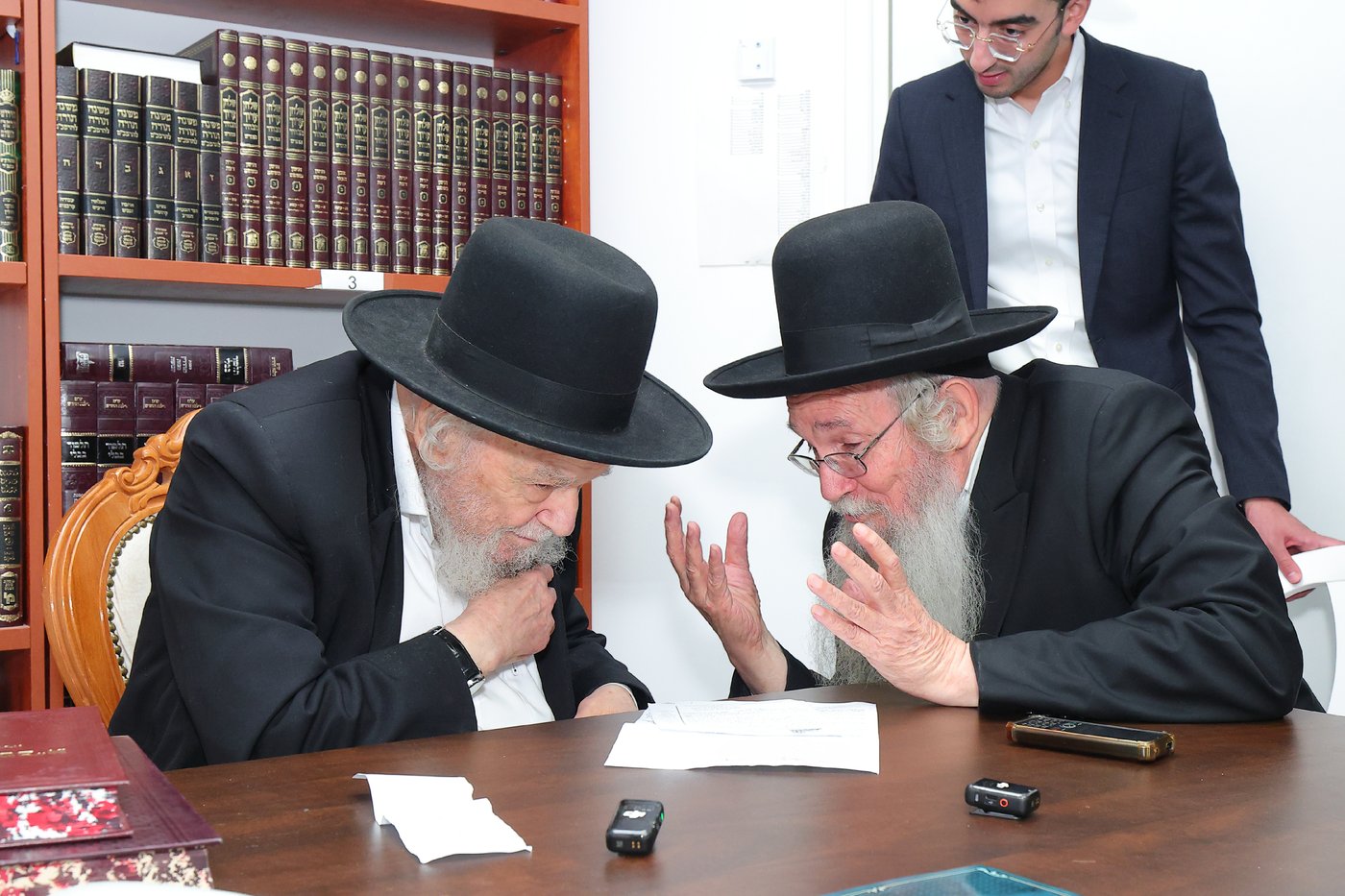 הגאון ר' משה דוד ליפקוביץ בביקור אצל הגרמ"ה הירש