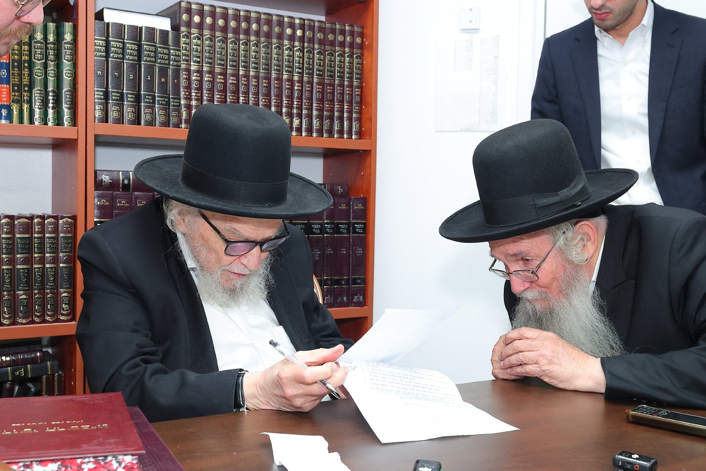 הגאון ר' משה דוד ליפקוביץ בביקור אצל הגרמ"ה הירש