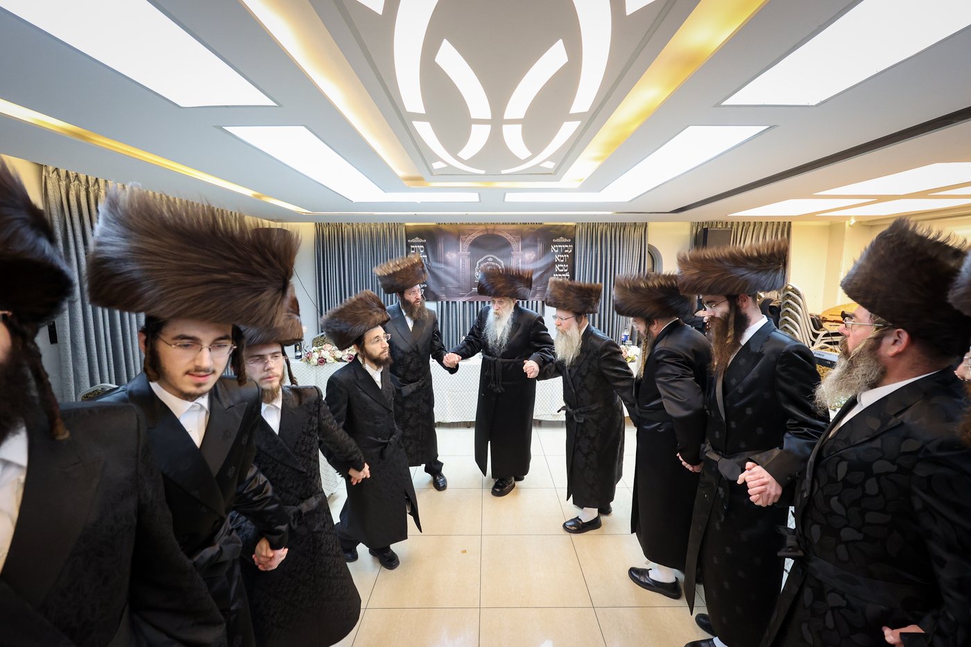 הילולא קדישא בחצה"ק טשארנאביל אשדוד