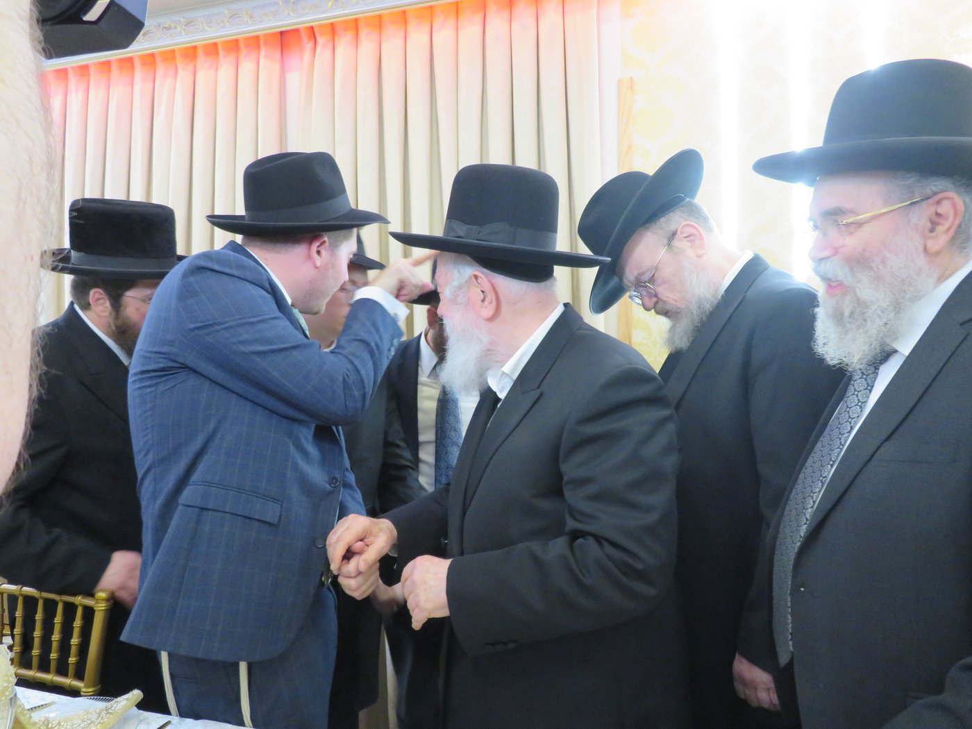 שמחת נישואי נכד הגר"י זילברשטיין