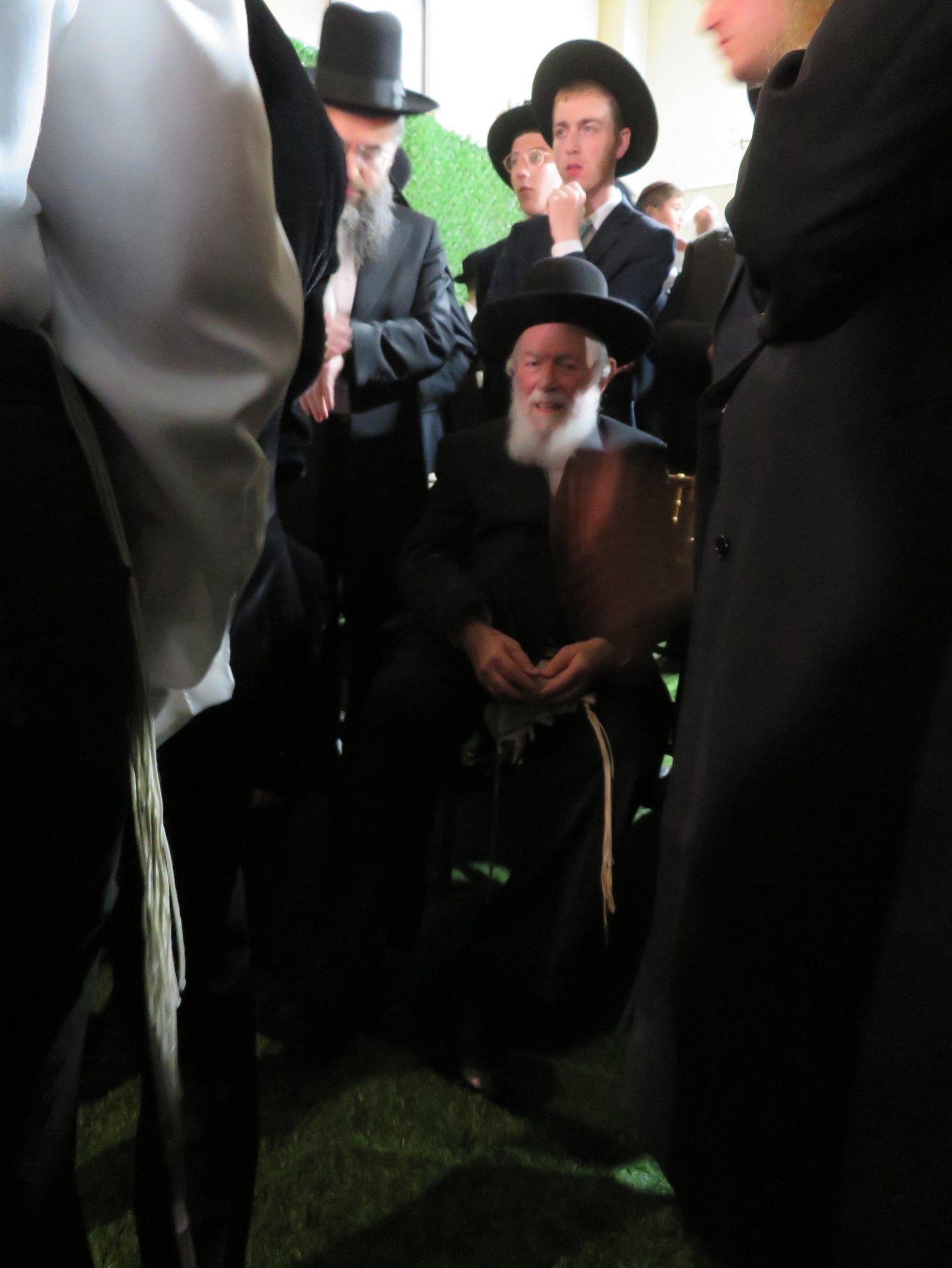 שמחת נישואי נכד הגר"י זילברשטיין