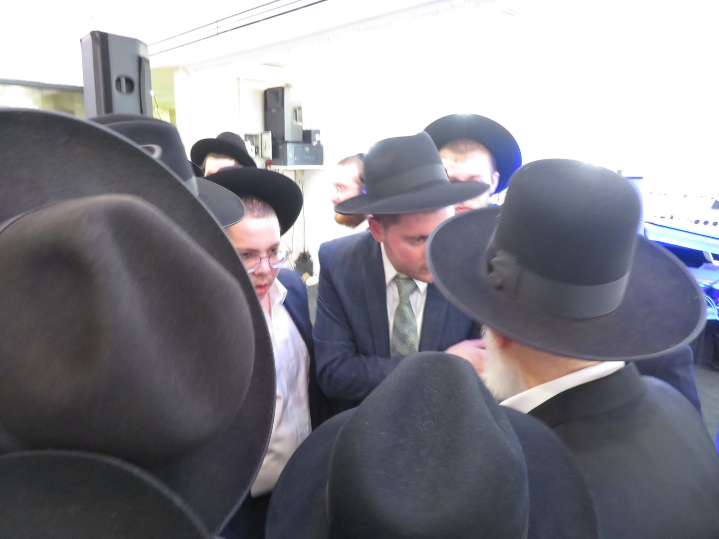 שמחת נישואי נכד הגר"י זילברשטיין