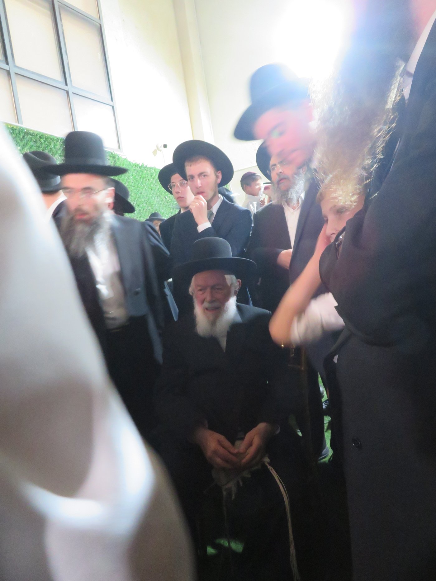 שמחת נישואי נכד הגר"י זילברשטיין