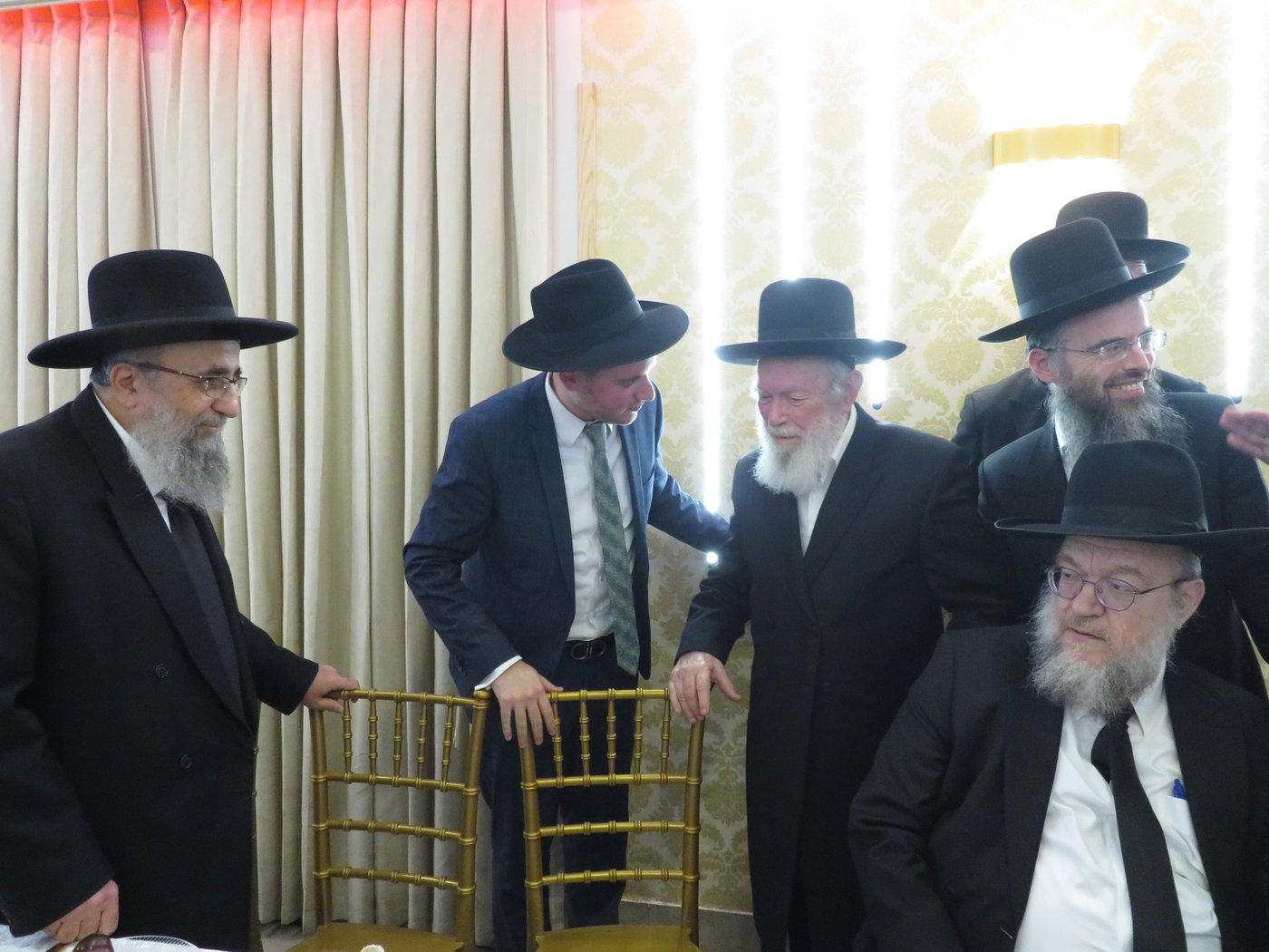 שמחת נישואי נכד הגר"י זילברשטיין