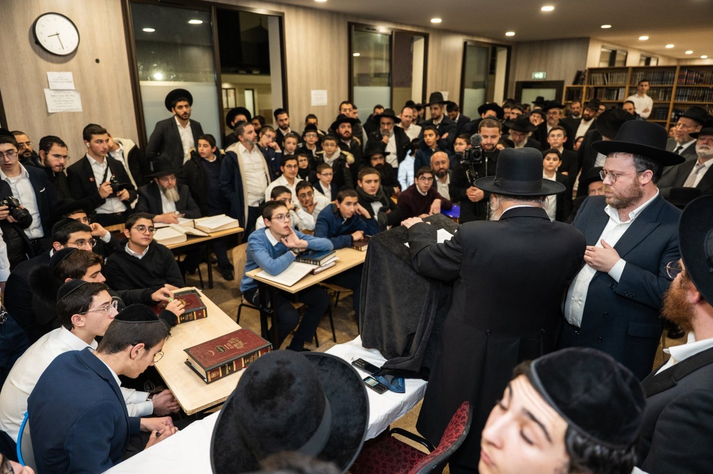 המסע של הגרמ"ה הירש לצרפת