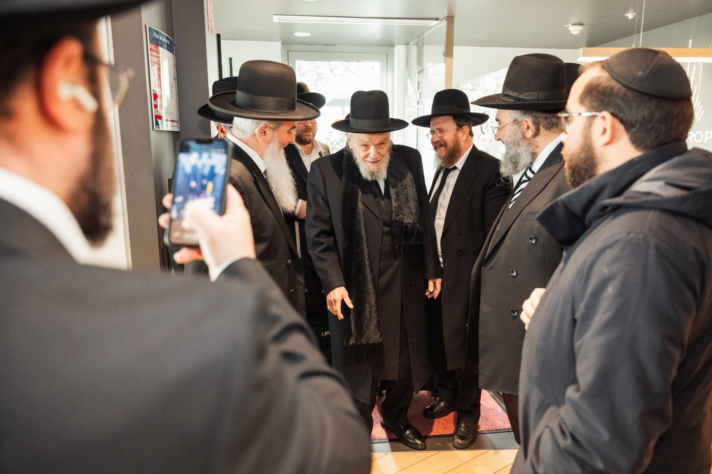 המסע של הגרמ"ה הירש לצרפת