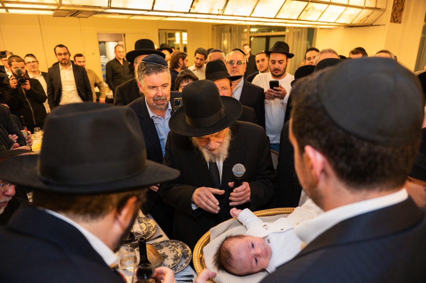 המסע של הגרמ"ה הירש לצרפת