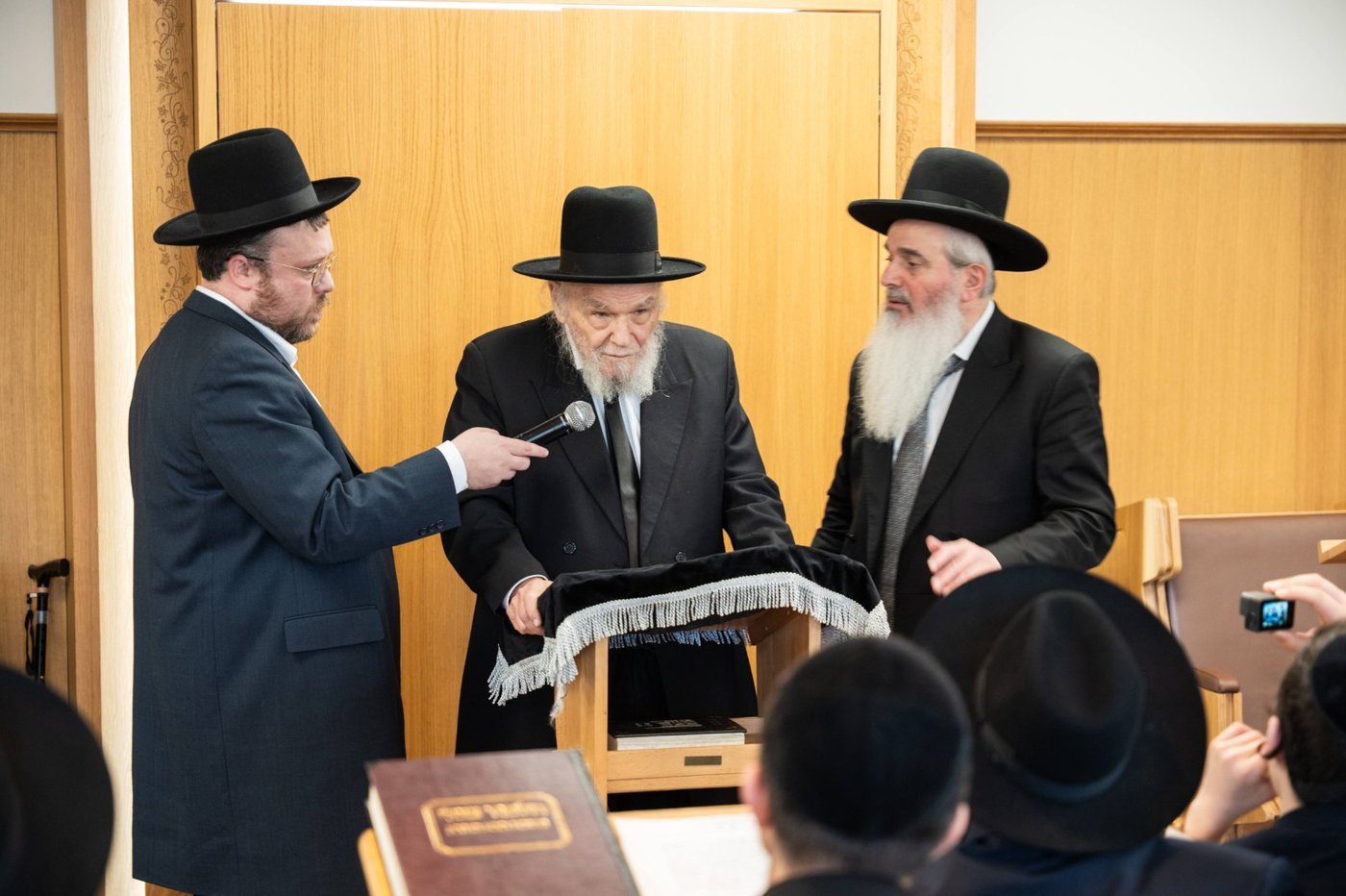 המסע של הגרמ"ה הירש לצרפת