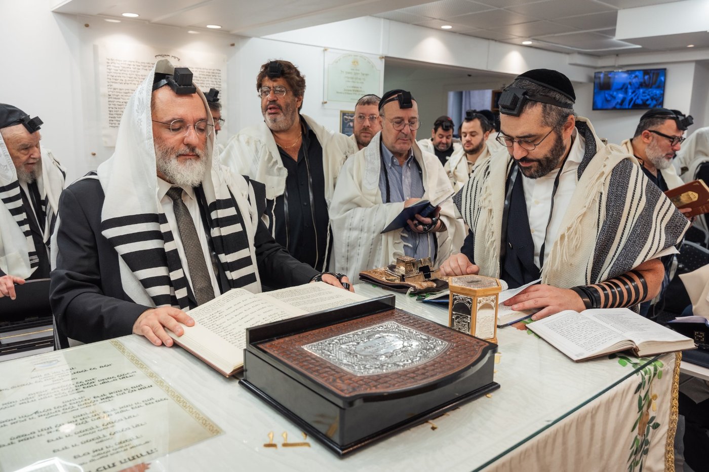 המסע של הגרמ"ה הירש לצרפת