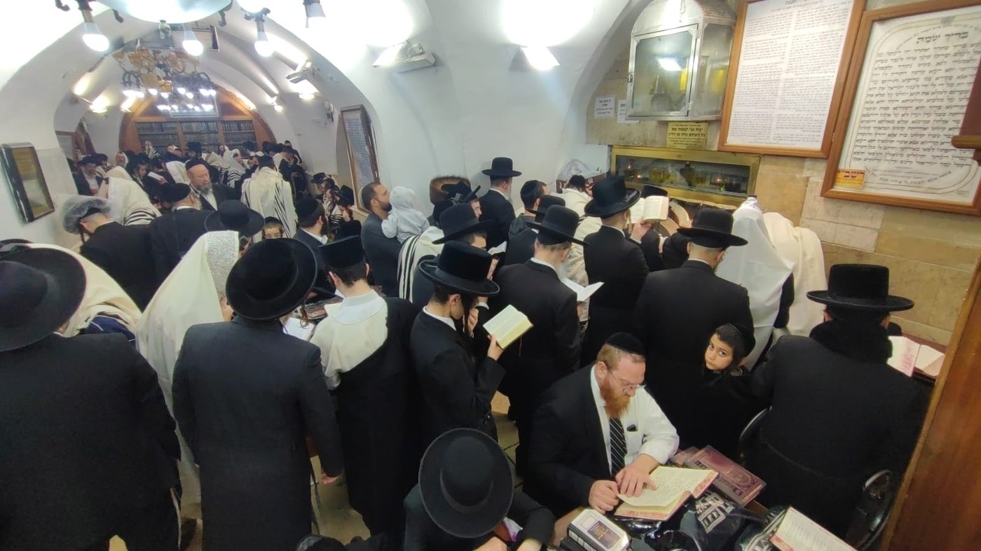 ערב שבת מברכים כסלו באתרא קדישא מירון