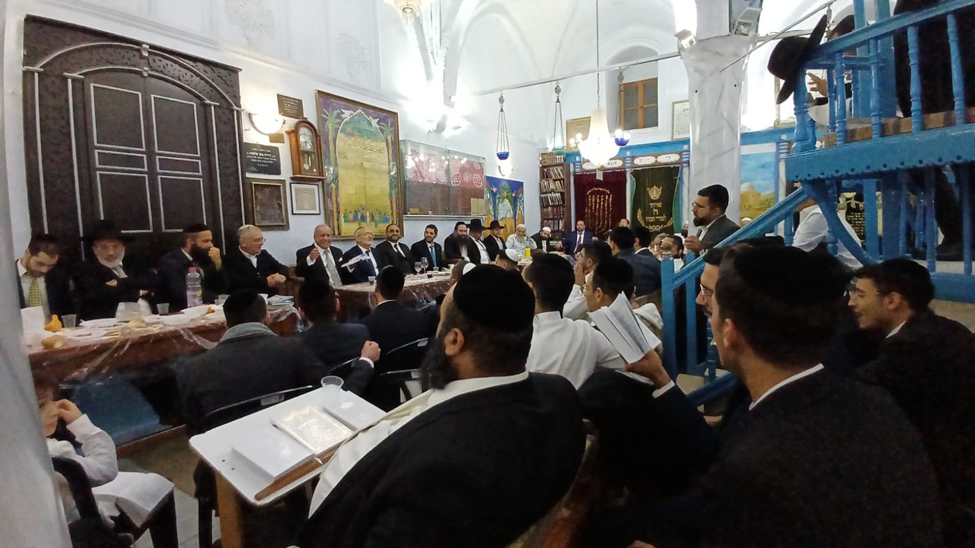 החזן יחיאל נהרי מפייט