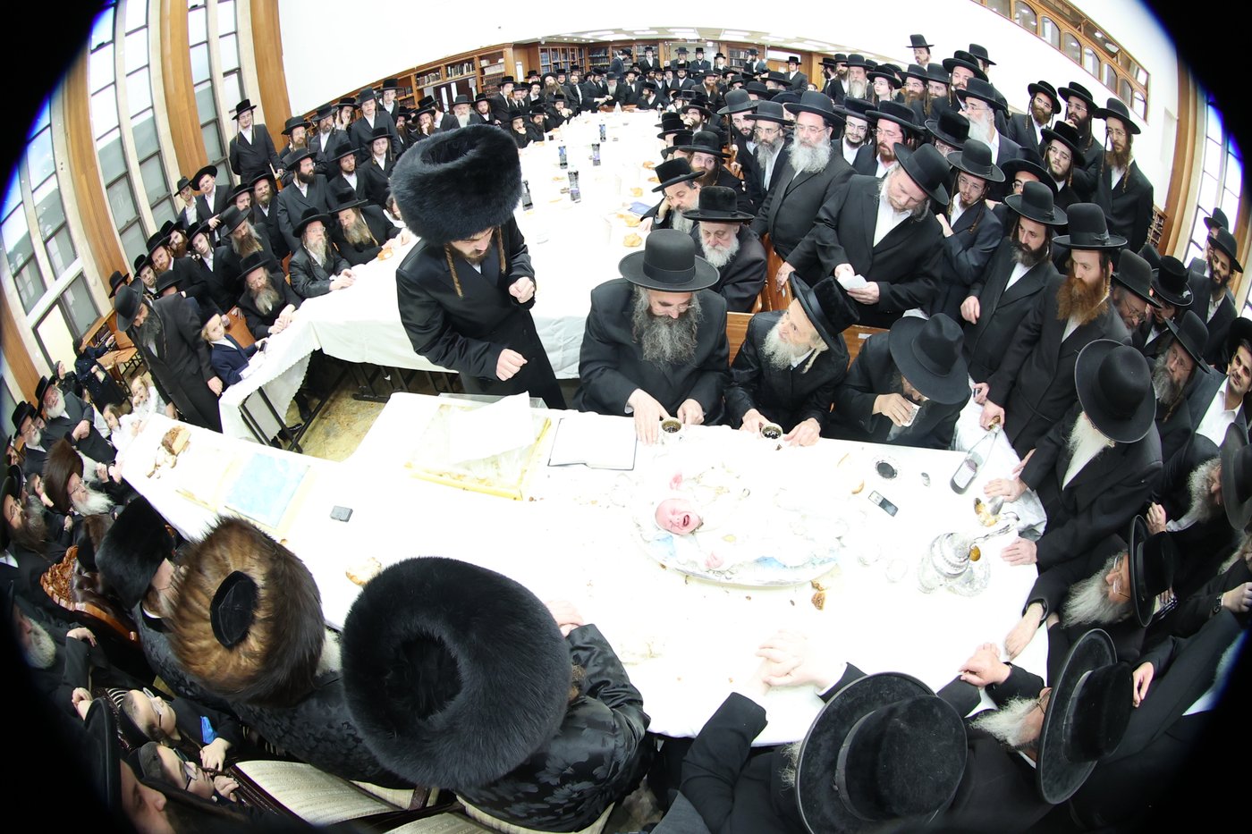 שמחת פדיון הבן בחצרות ביאלה - קופיטשניץ - לעלוב ב"ש - קוזמיר