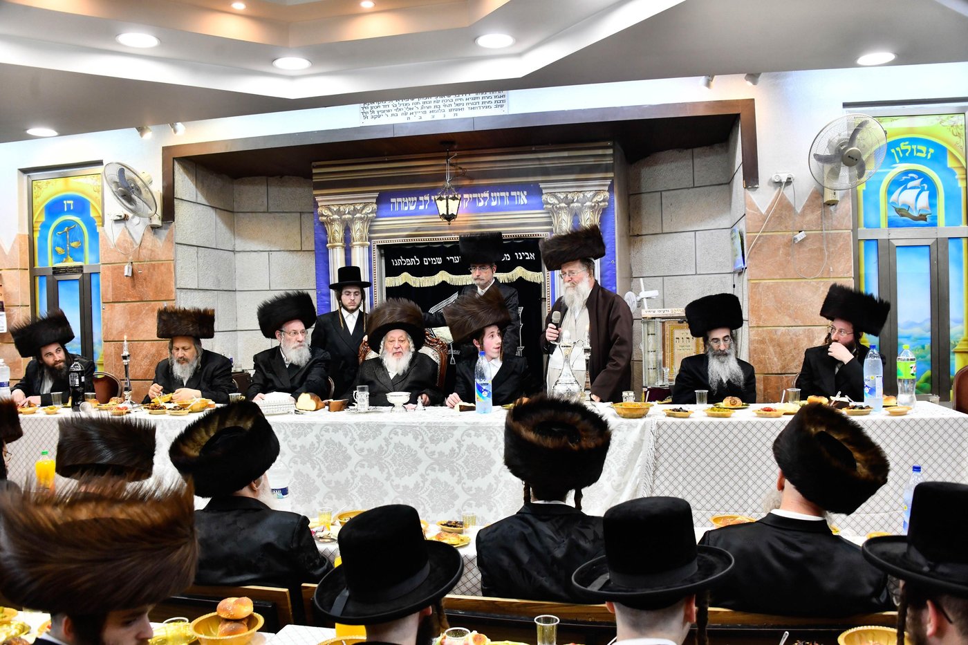 שמחת הפארשפיל בחצה"ק נאראל