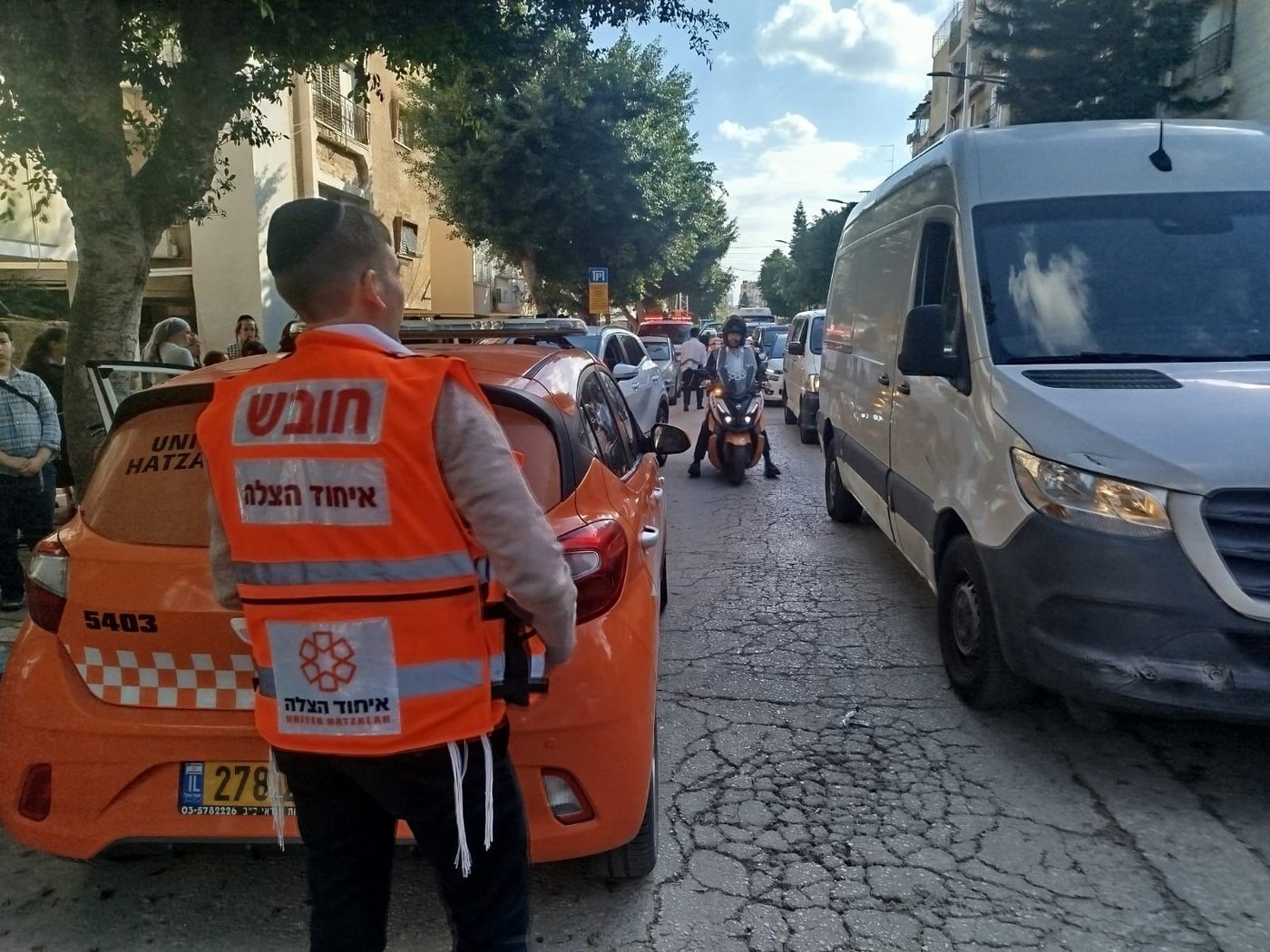 כוננים בזירה