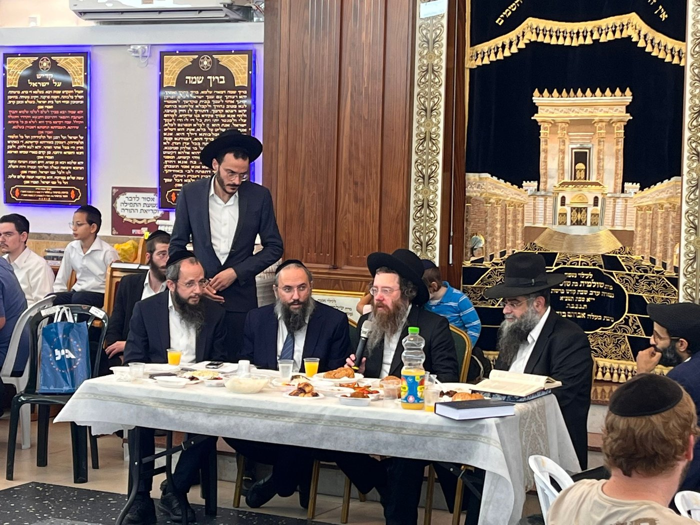 סיום מסכת בקהילת 'בית יוסף' בגבעתיים