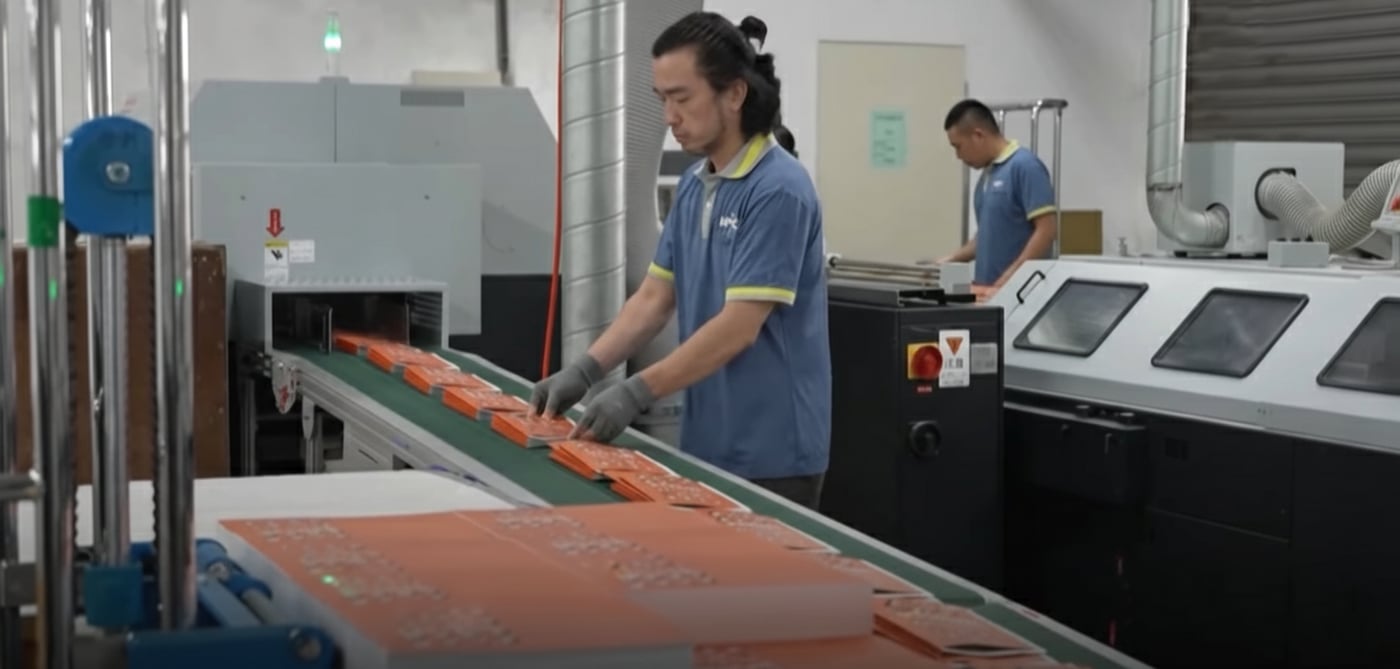 המדריך על מכבש הדפוס