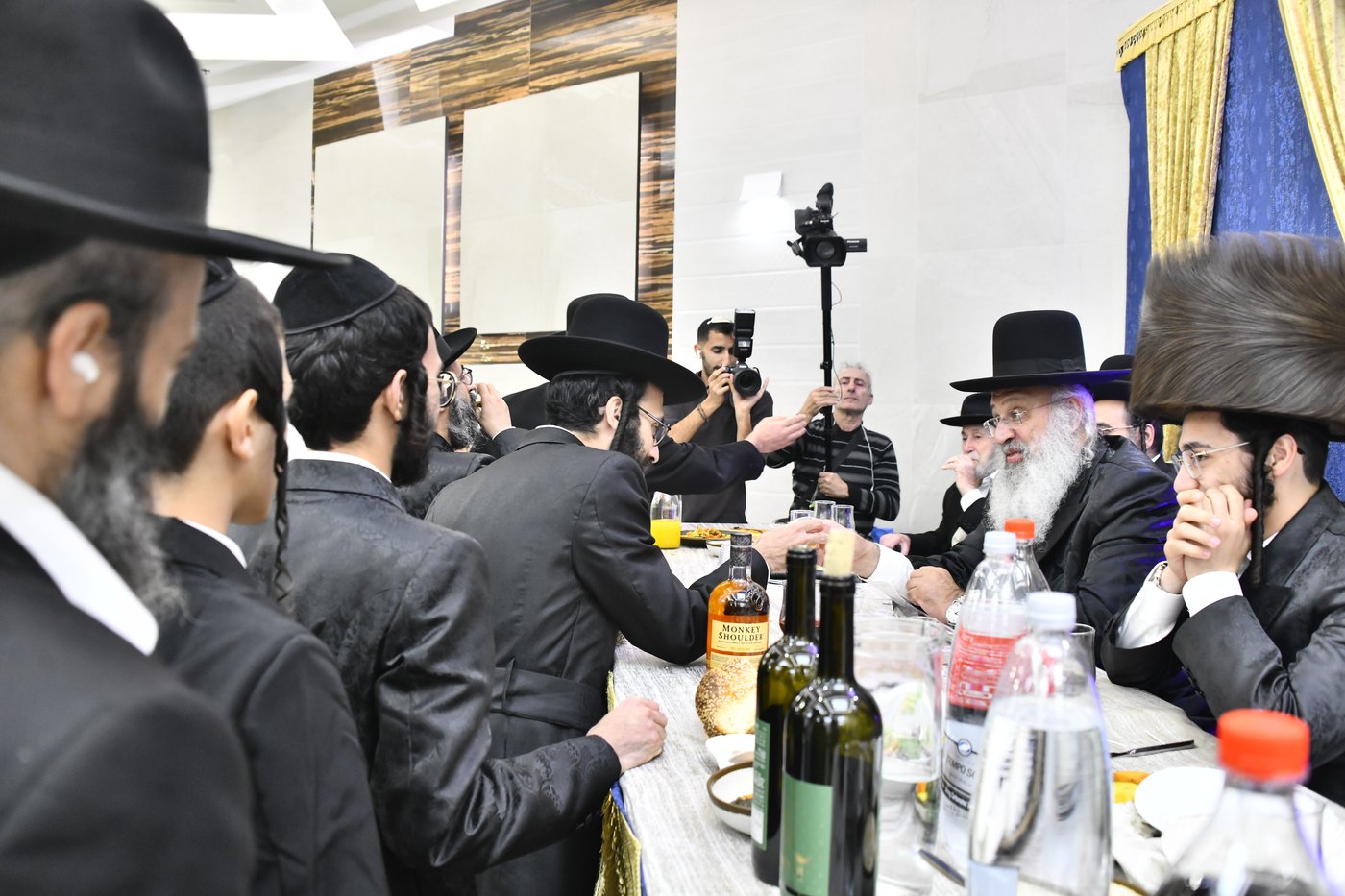 שמחת נישואי נכד הגה"ח ר' עוזיהו אלכורת