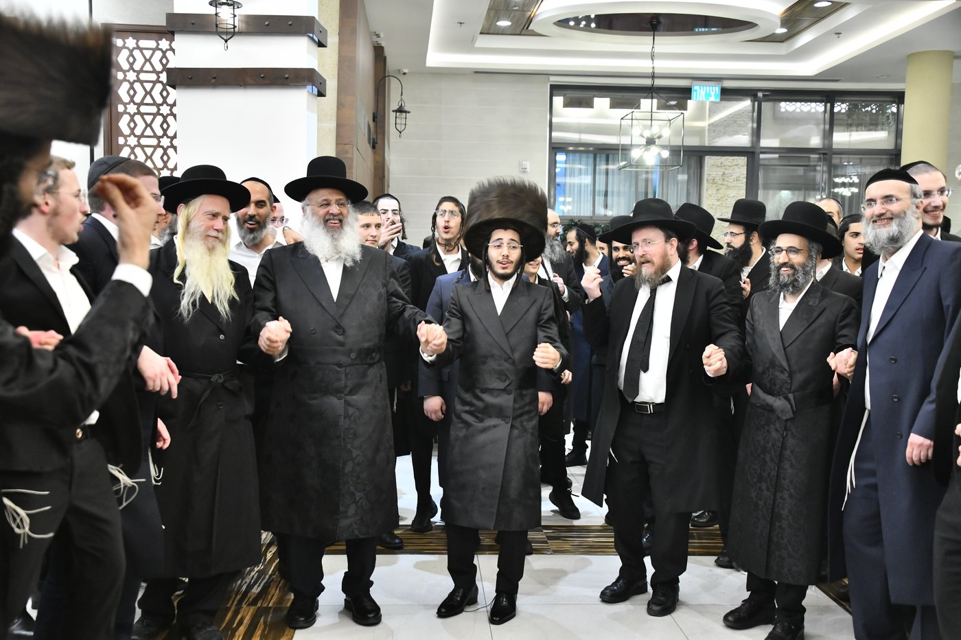 שמחת נישואי נכד הגה"ח ר' עוזיהו אלכורת