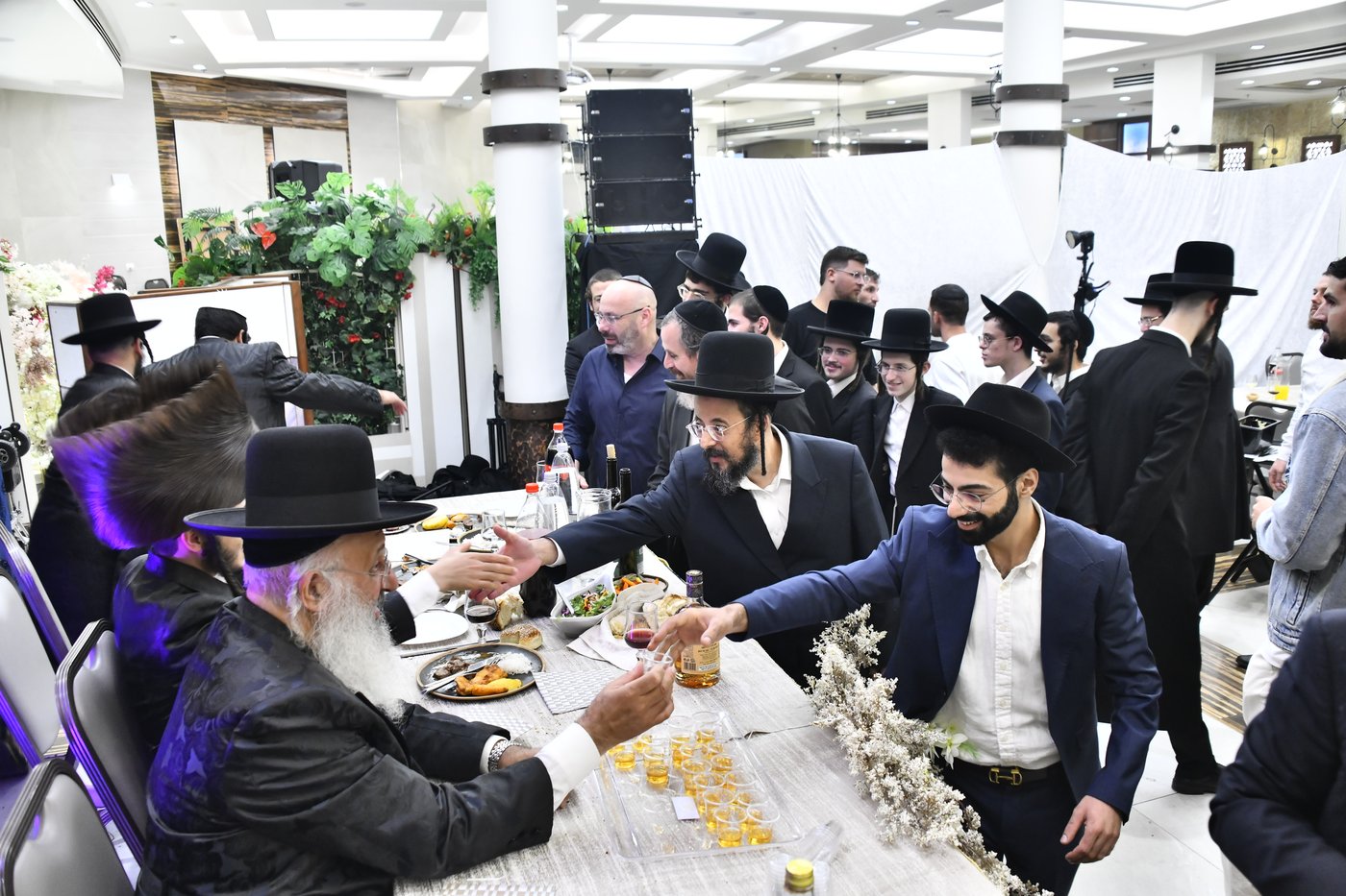 שמחת נישואי נכד הגה"ח ר' עוזיהו אלכורת