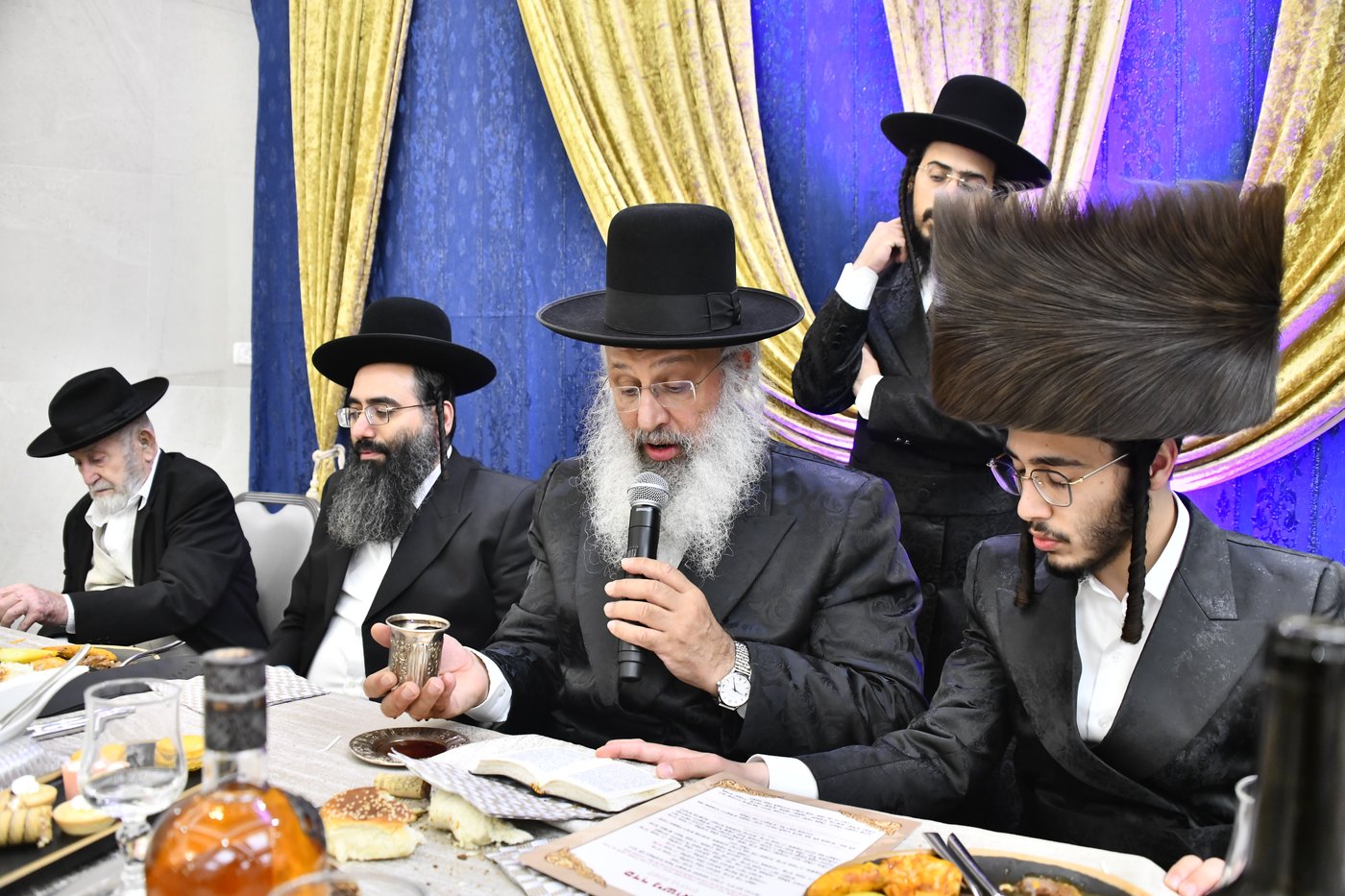 שמחת נישואי נכד הגה"ח ר' עוזיהו אלכורת