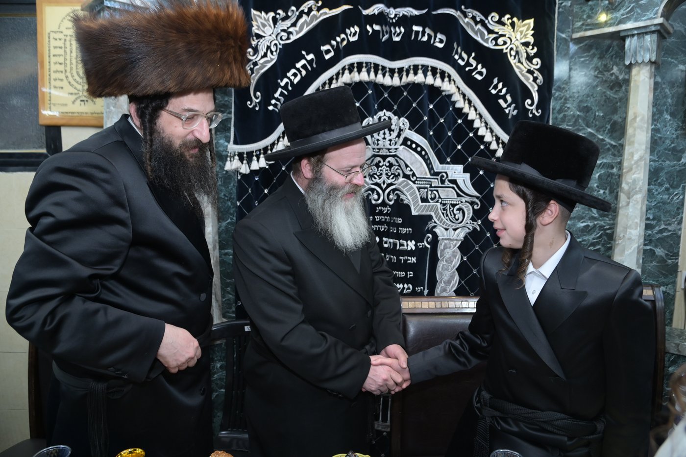 שמחת בר המצווה לבן אב"ד מאקאווא בני ברק