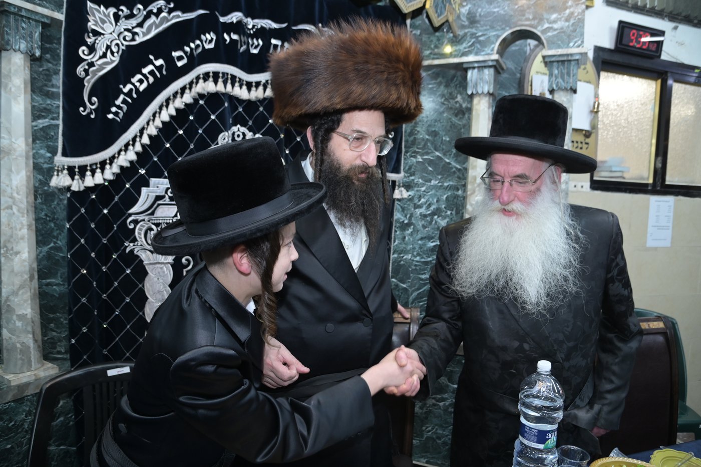 שמחת בר המצווה לבן אב"ד מאקאווא בני ברק