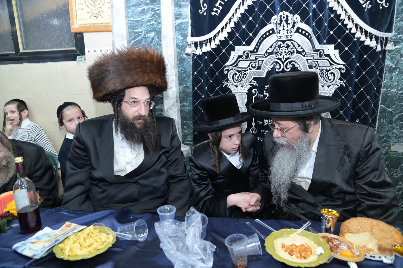 שמחת בר המצווה לבן אב"ד מאקאווא בני ברק