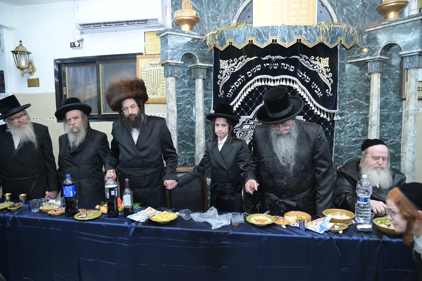 שמחת בר המצווה לבן אב"ד מאקאווא בני ברק