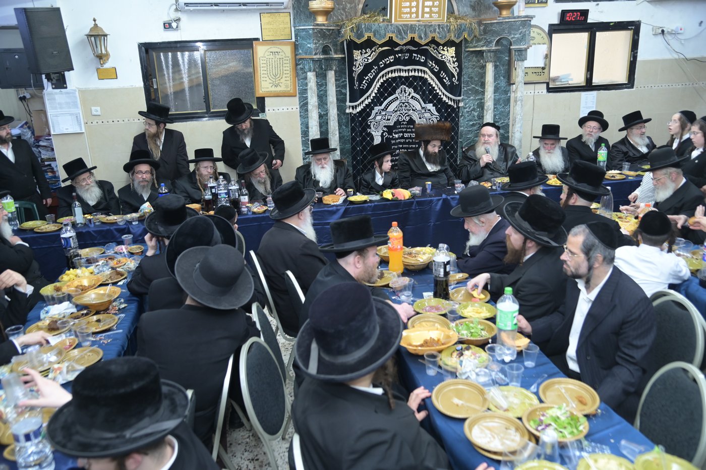 שמחת בר המצווה לבן אב"ד מאקאווא בני ברק