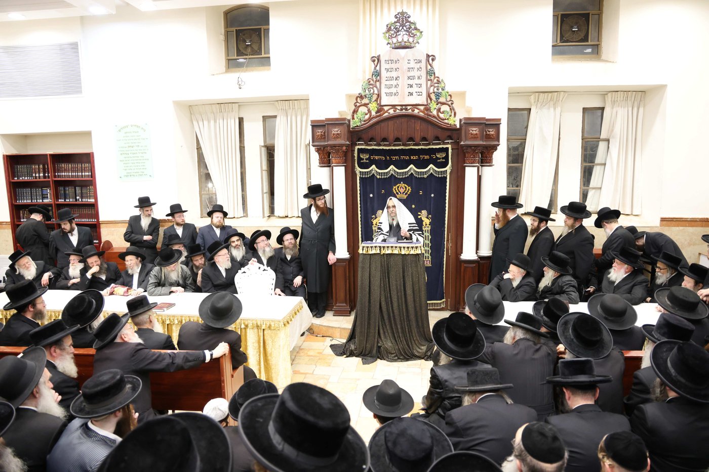 האדמו"ר מסאטמר בביקור בכולל "שומרי החומות" בירושלים