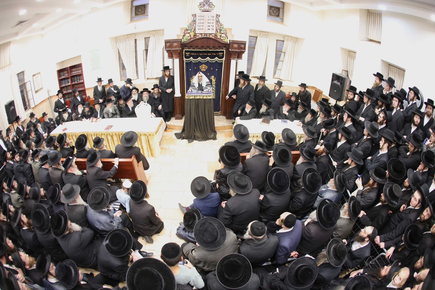 האדמו"ר מסאטמר בביקור בכולל "שומרי החומות" בירושלים