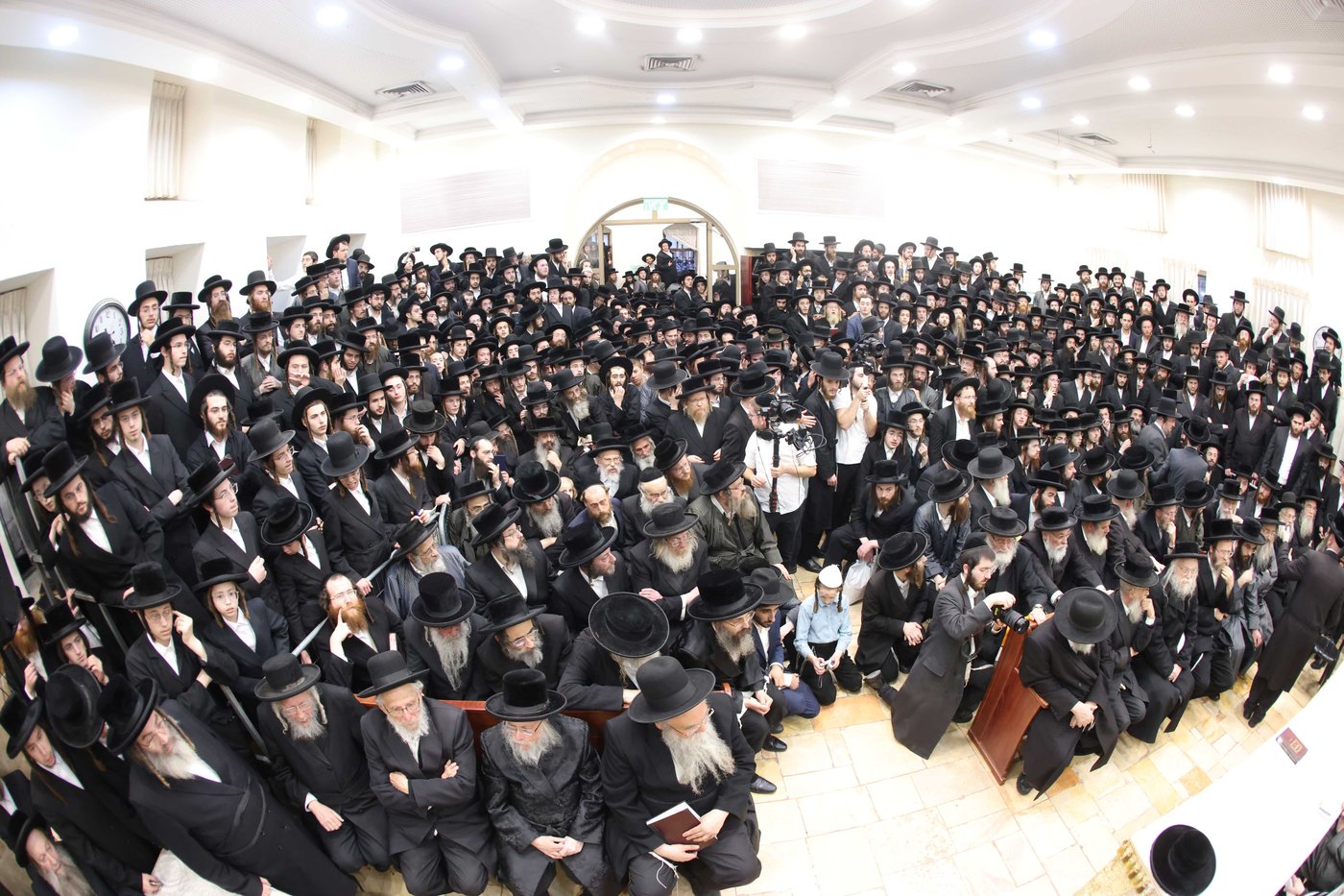 האדמו"ר מסאטמר בביקור בכולל "שומרי החומות" בירושלים