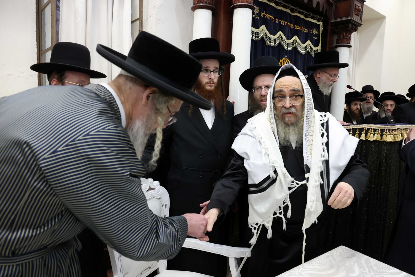 האדמו"ר מסאטמר בביקור בכולל "שומרי החומות" בירושלים