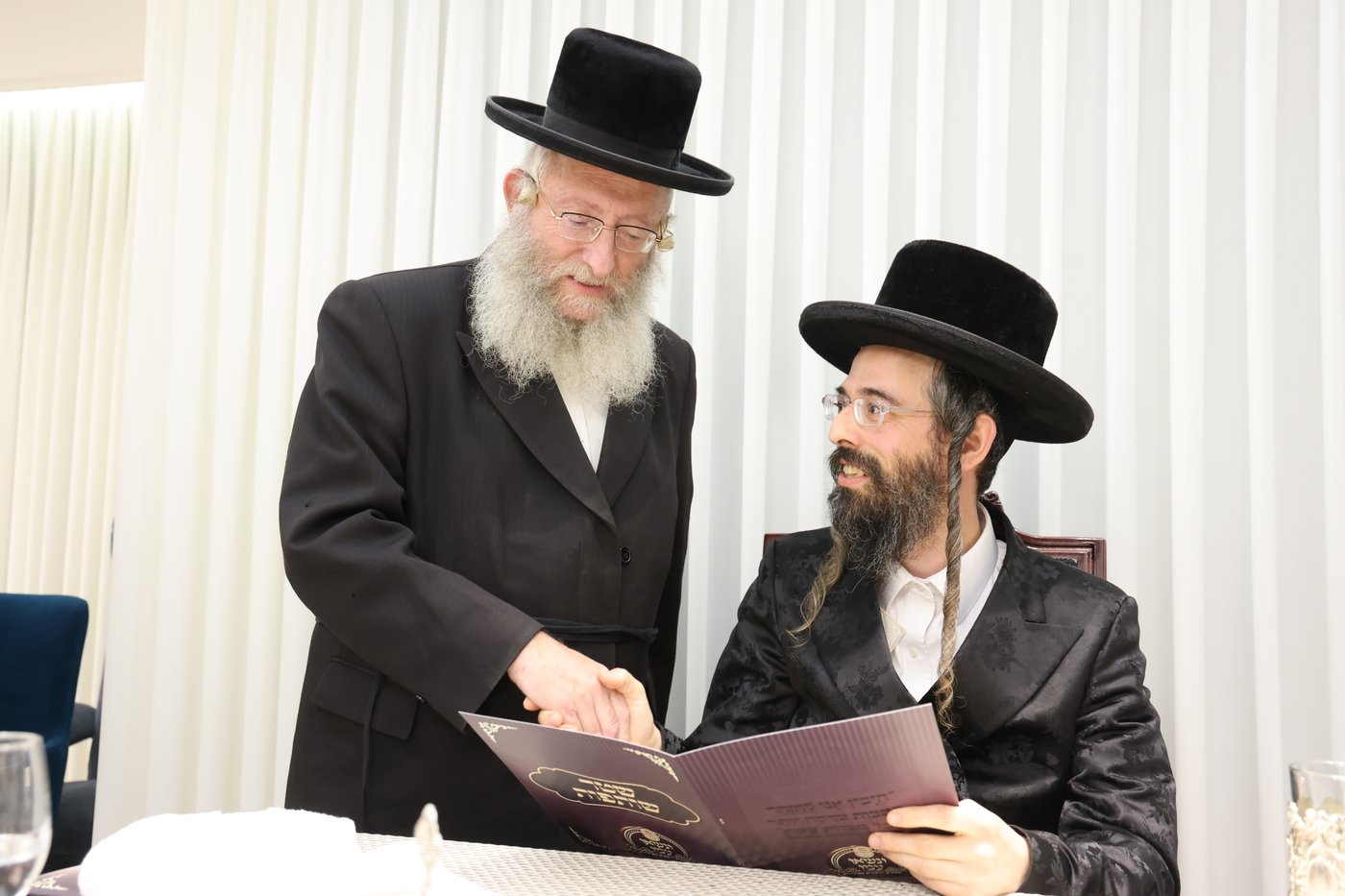 דינר בזוועהיל 