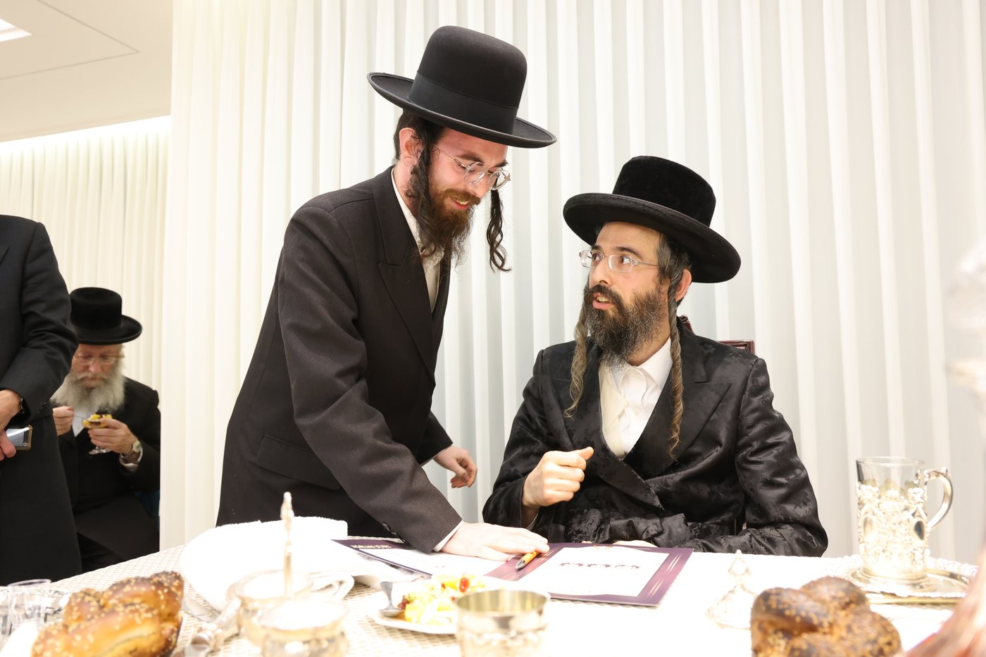 דינר בזוועהיל 