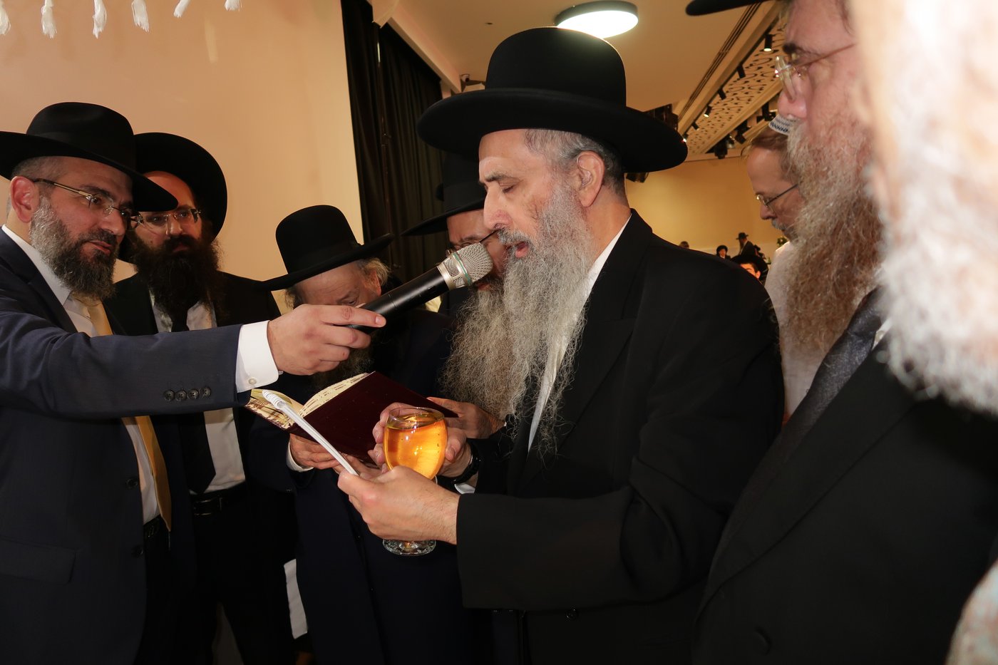 שמחת נישואי נכד הגה"צ המקובל רבי דוד בצרי 