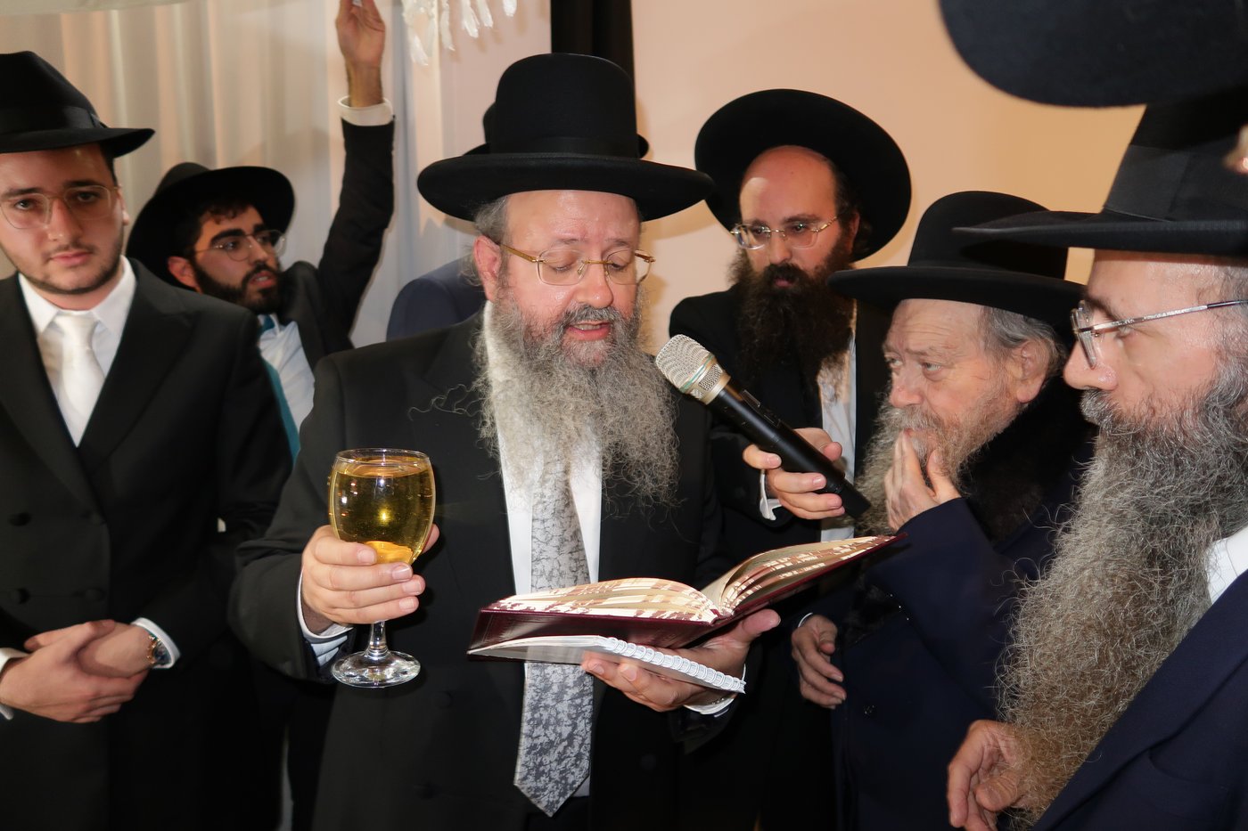 שמחת נישואי נכד הגה"צ המקובל רבי דוד בצרי 