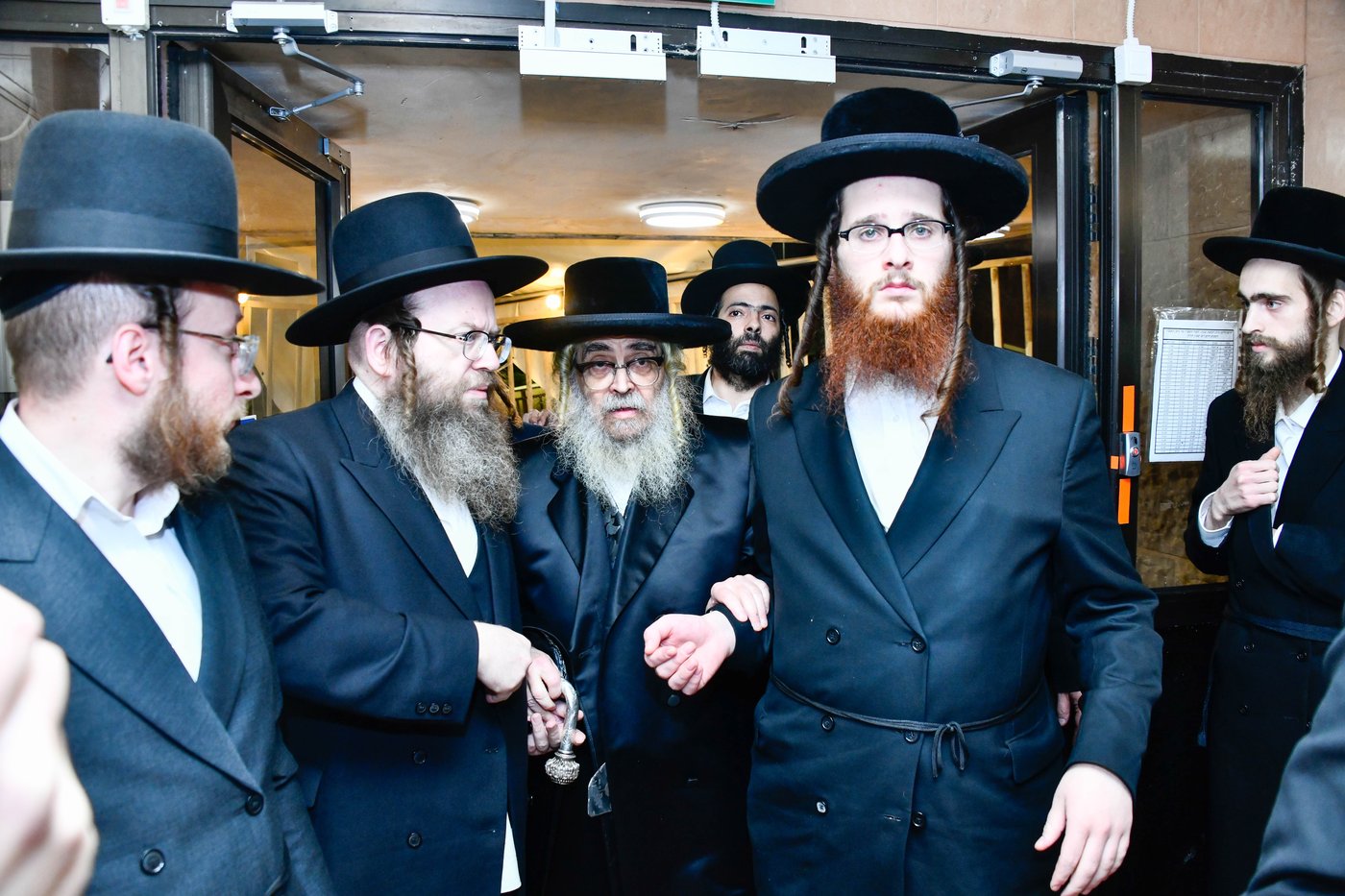 האדמו"ר מסאטמר במעמד יציקת היסודות בטלזסטון