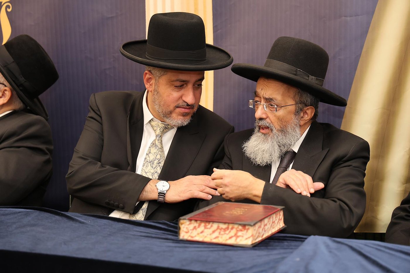 הגר"ד יוסף בפתיחת סניפי רשת הכוללים "ברכת אברהם" 