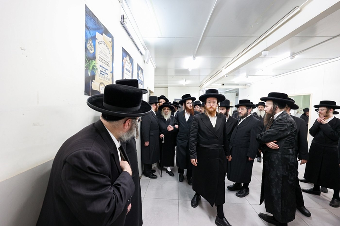 האדמו"ר מסאטמר בביקור בת"ת בבית שמש