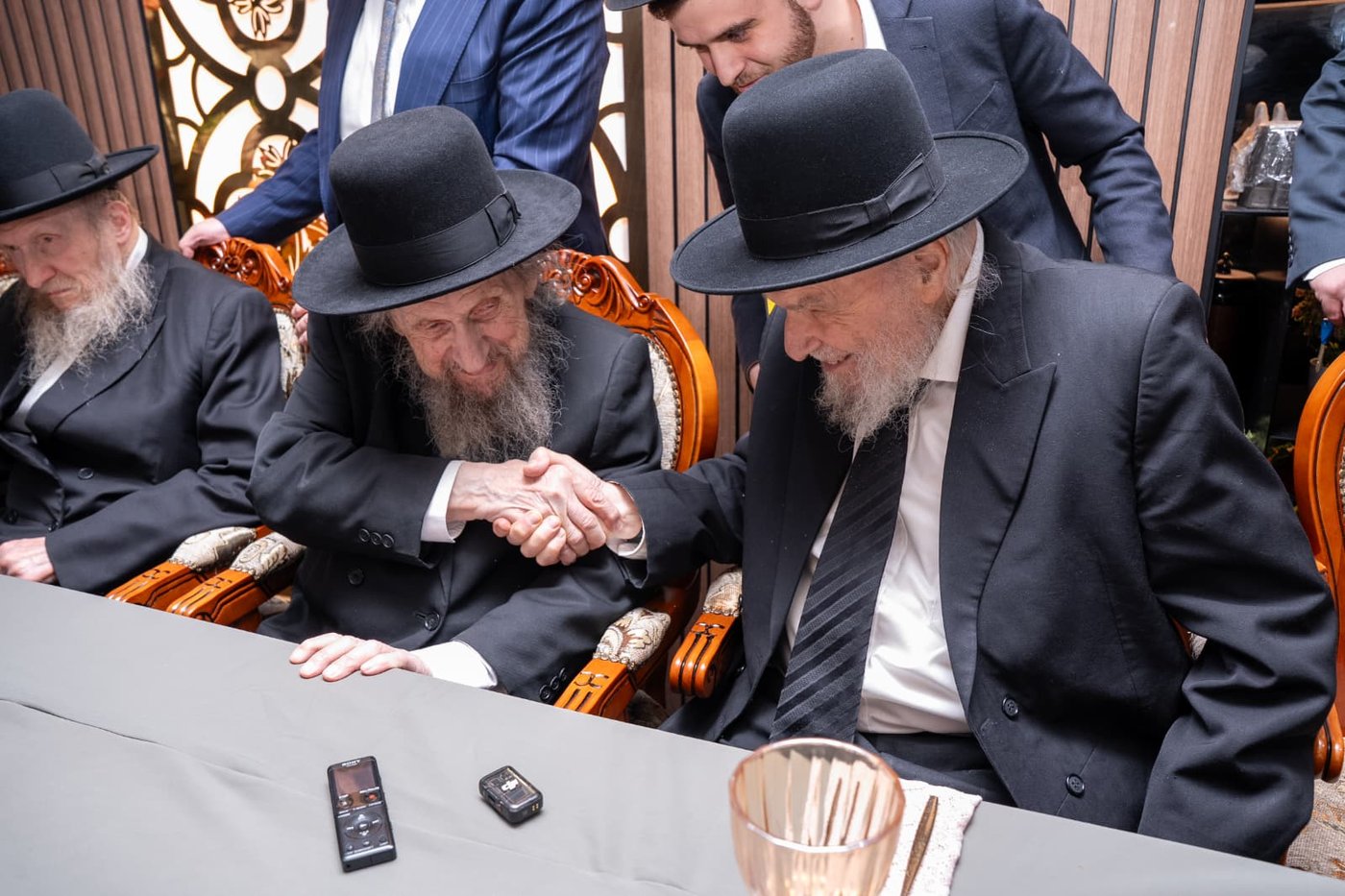 גדולי ישראל בכינוס בקריית ספר